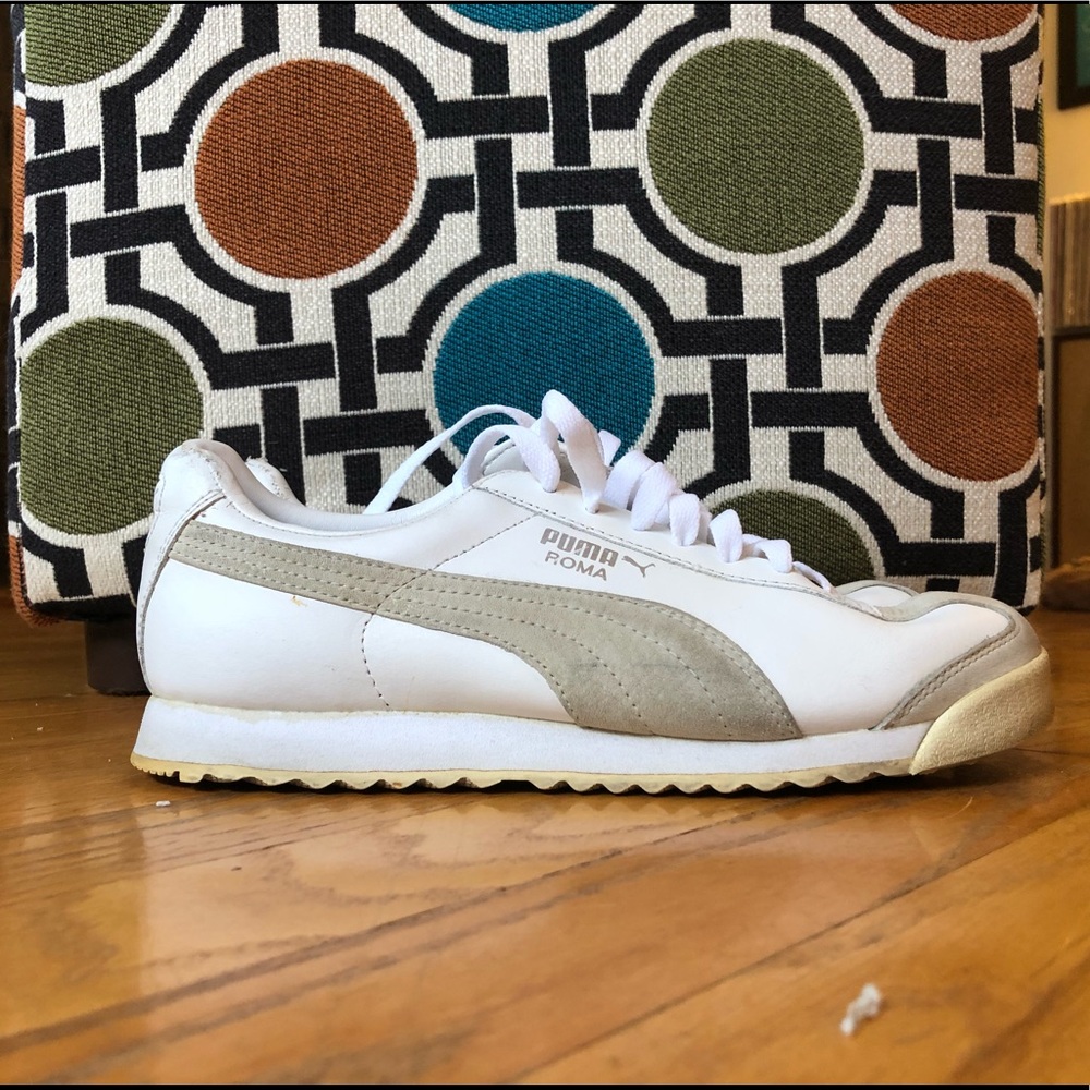 Puma tennis shoes